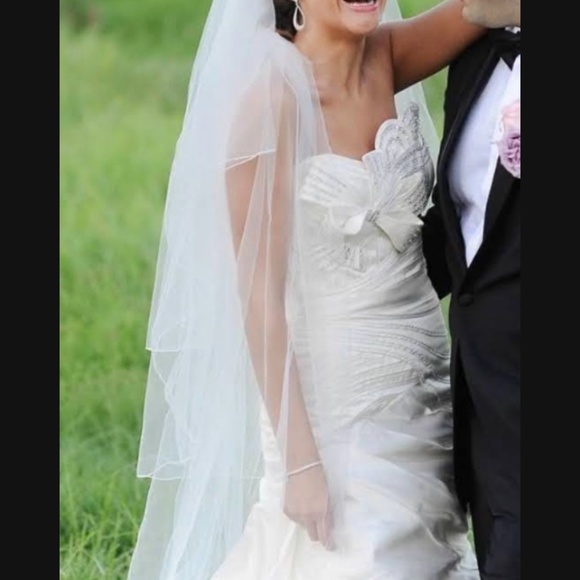 Gorgeous Jorge Manuel white dress - Picture 2 of 3